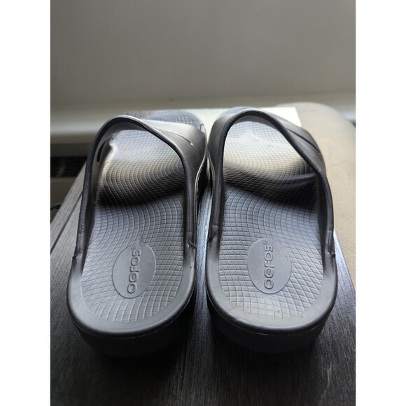 Oofoos Black Comfort Slippers Unisex Size M 9 and W 11 *Near mint* - Picture 7 of 10